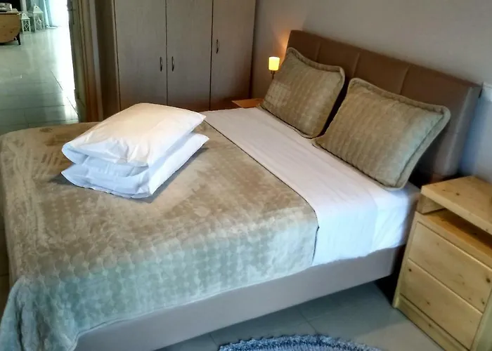 Helios Apartment